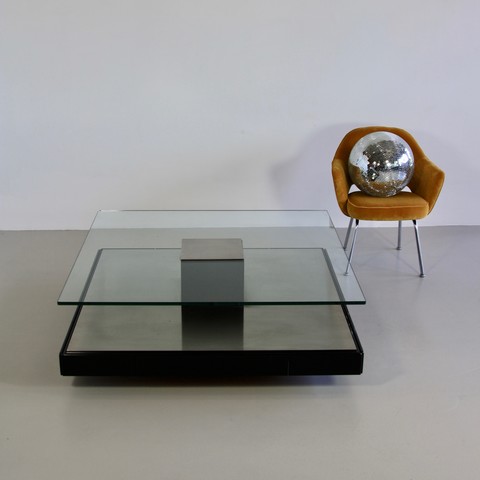 Coffee Table T147 by Marco FANTONI for TECNO 1971 Coffee Table T147 by Marco FANTONI for TECNO 1971