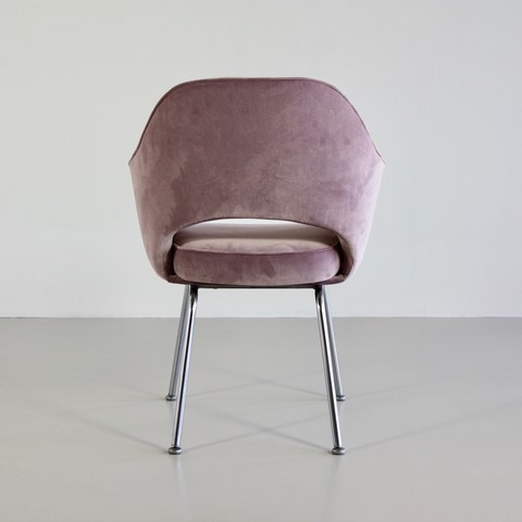 Eero SAARINEN Conference Chair, Knoll International Eero SAARINEN Conference Chair, Knoll International