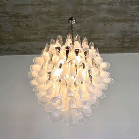 MURANO Glass Saddle Form Chandelier (White) MURANO Glass Saddle Form Chandelier (White)