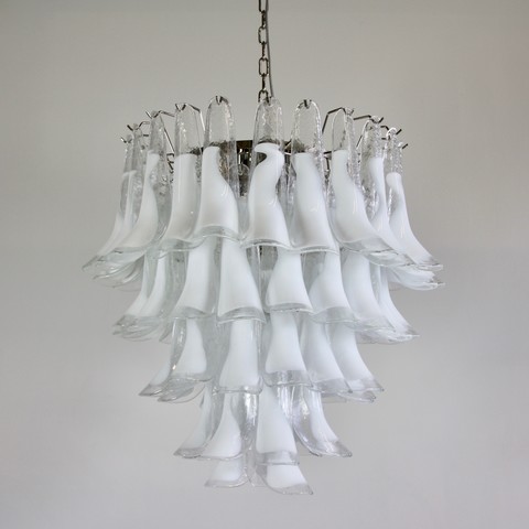 MURANO Glass Saddle Form Chandelier (White) MURANO Glass Saddle Form Chandelier (White)
