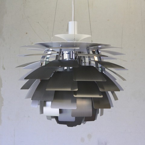 PH Artichoke Lamp by Louis POULSON PH Artichoke Lamp by Louis POULSON