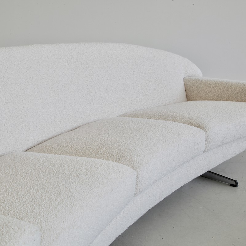 Curved Three-Seat CAPRI Sofa designed by Johannes ANDERSEN, 1965