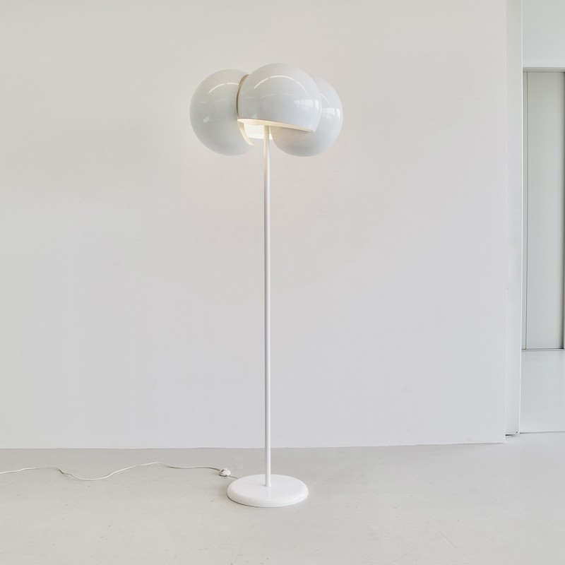 GIUNONE Floor Lamp designed by Vico MAGISTRETTI for Artemide, 1970