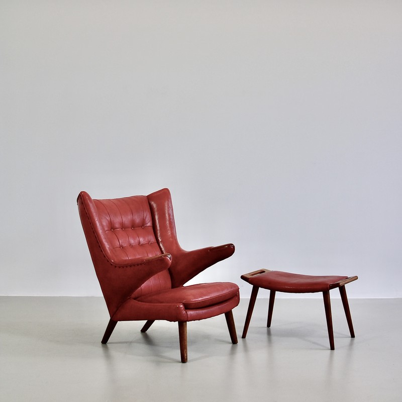 papa-bear-chair-hans-j-wegner-red-leather-footstool-space-and-chrome-vintage
