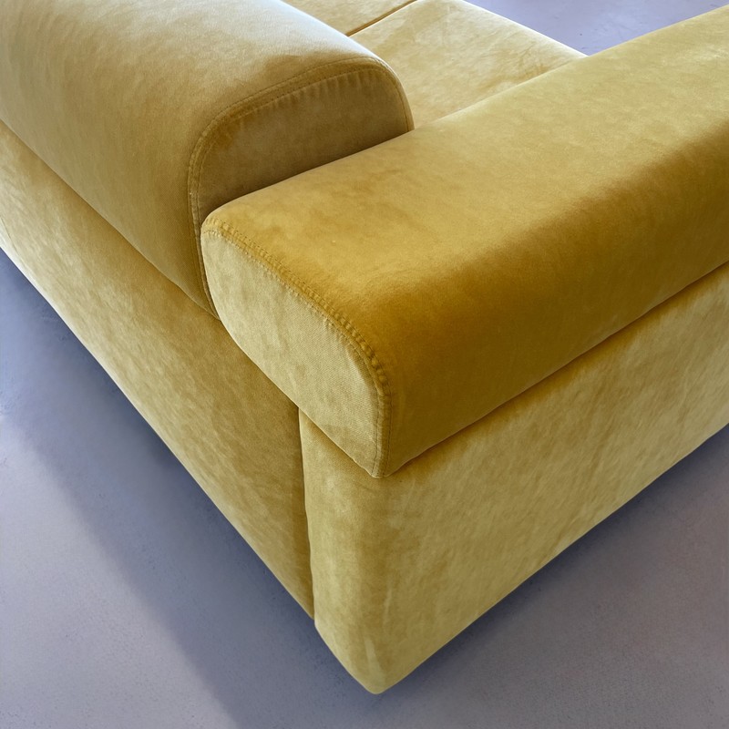 Large Sofa D120 by Valeria BORSANI and Alfredo BONETTI, TECNO MILANO 1966