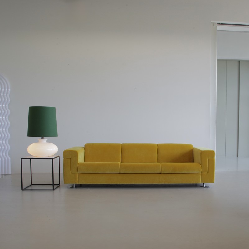 Large Sofa D120 by Valeria BORSANI and Alfredo BONETTI, TECNO MILANO 1966