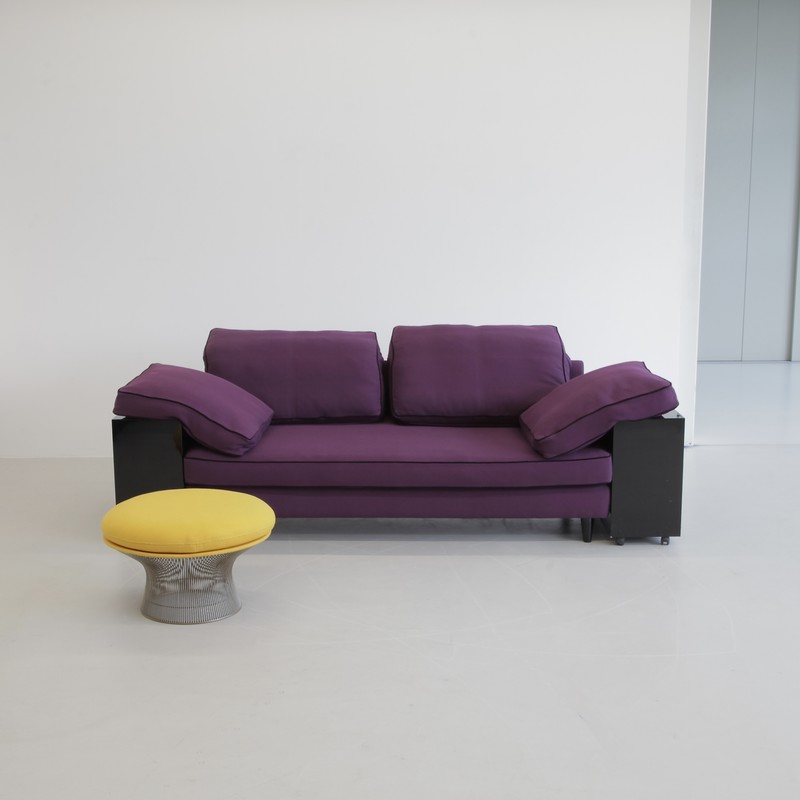LOTA Sofa by Eileen GRAY, - spaceandchrome.com
