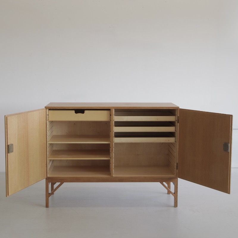 Oak Cabinet designed by Børge Mogensen, FDB Møbler 1960
