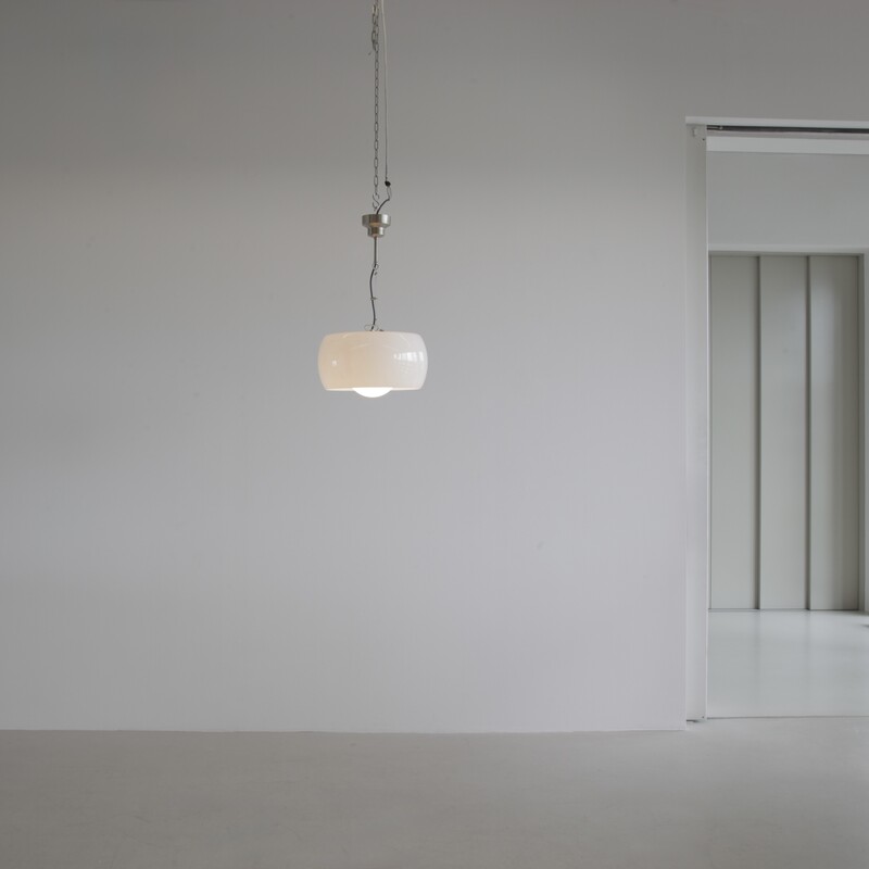 OMEGA Hanging Lamp by Vico MAGISTRETTI Artemide 1962