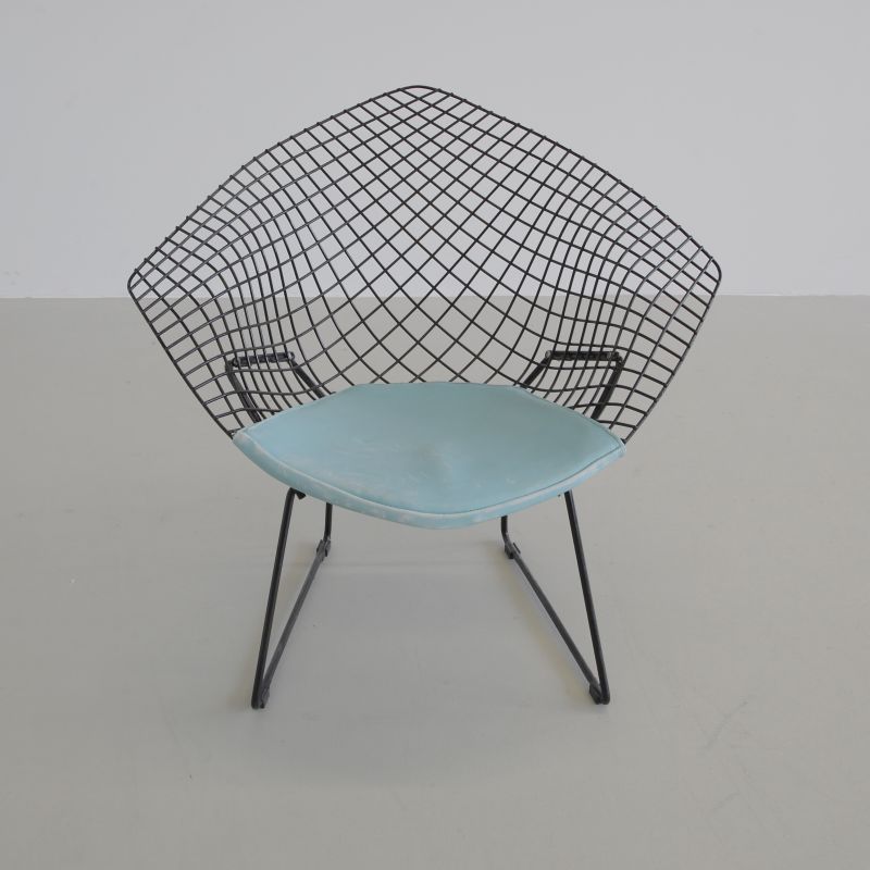 Pair of Early Black Diamond Chairs by Harry BERTOIA
