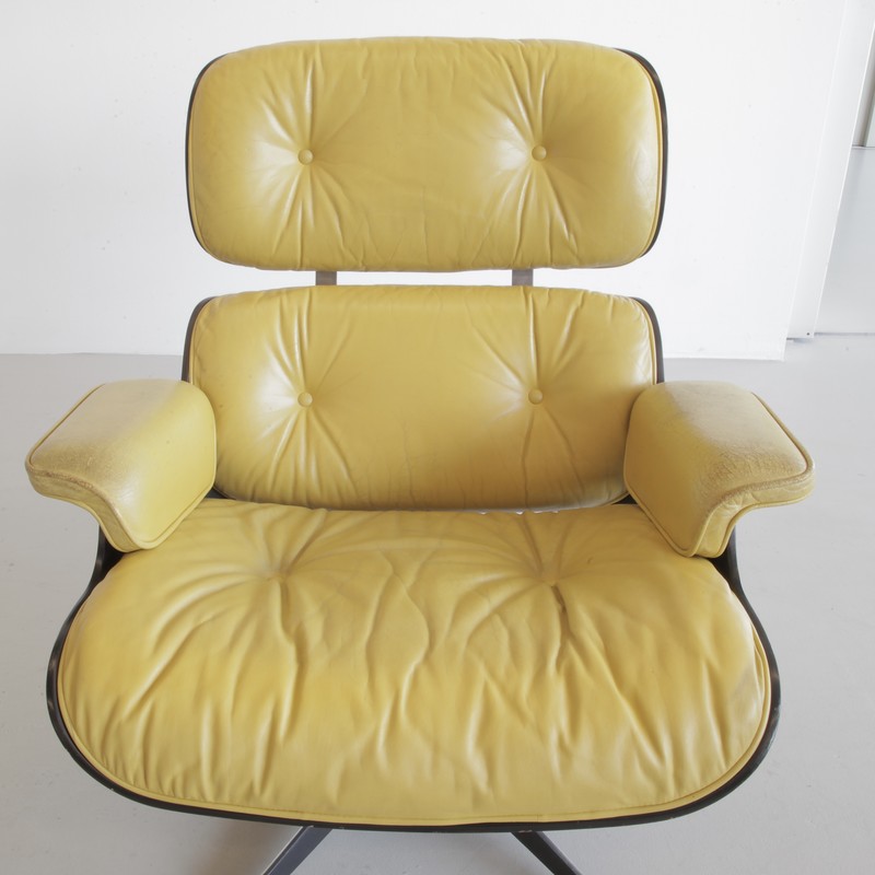 PAIR of Lounge Chairs by Charles & Ray EAMES, Vitra 1980s