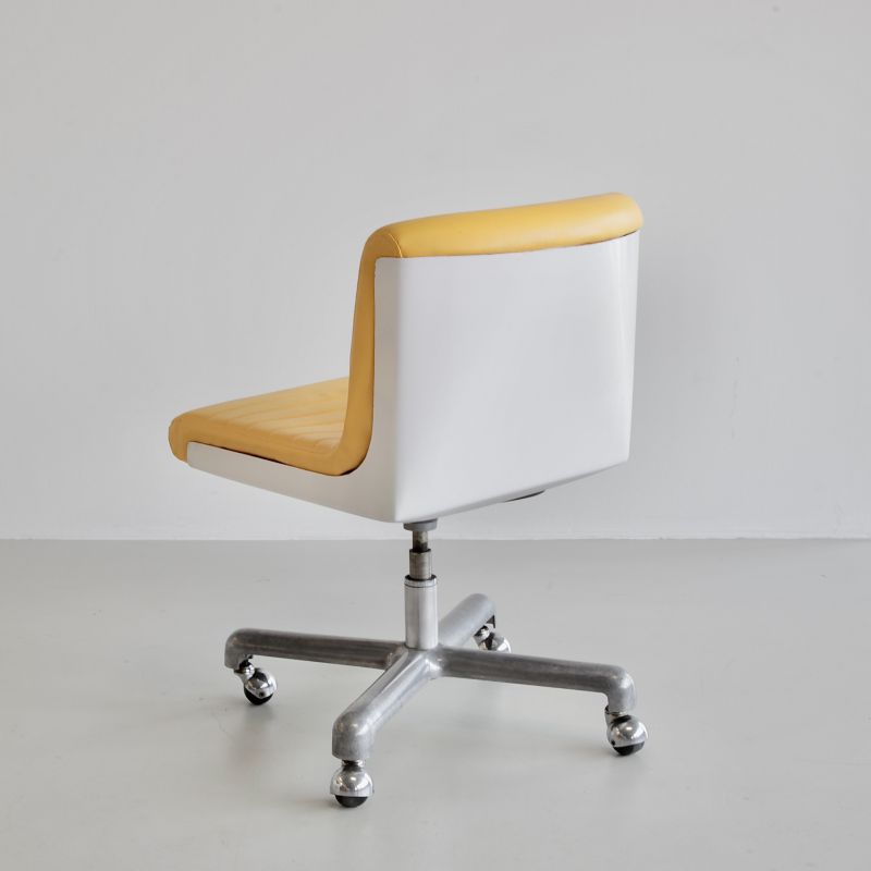 Pair of PROGRESS Office Chairs by Ettore SOTTSASS & Hans von KLIER, 1969
