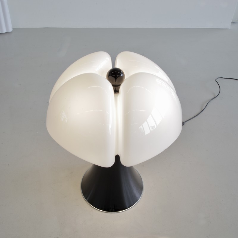 PIPISTELLO Table/ Floor Lamp by Gae AULENTI