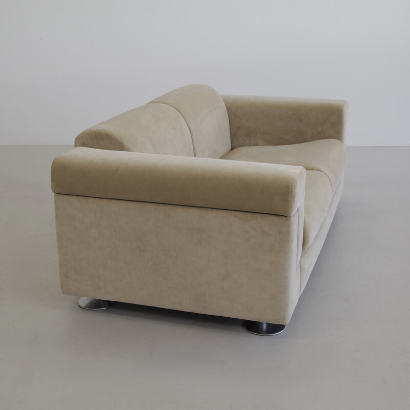 Sand Coloured Two-Seat Sofa D120 by Valeria BORSANI and Alfredo BONETTI, TECNO 1966