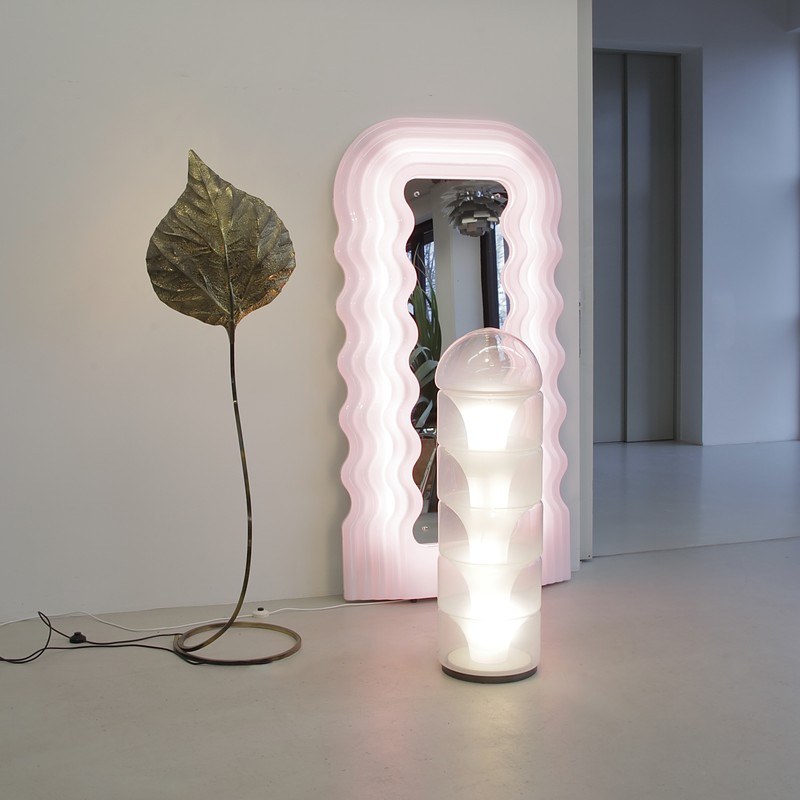 SFUMATO Floor Lamp by Carlo NASON for MAZZEGA 1970s | Space+ Chrome