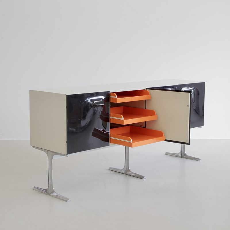 Sideboard by Raymond LOEWY, DF2000, 1969