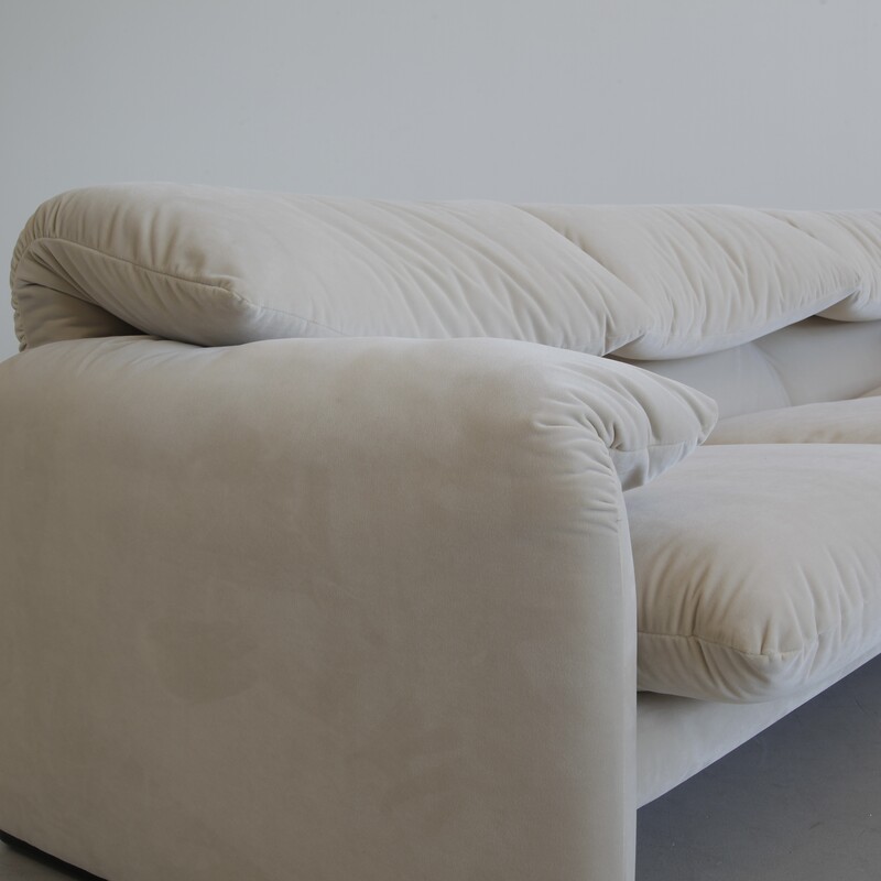 Three-Seat Sofa by Vico MAGISTRETTI for CASSINA 1973