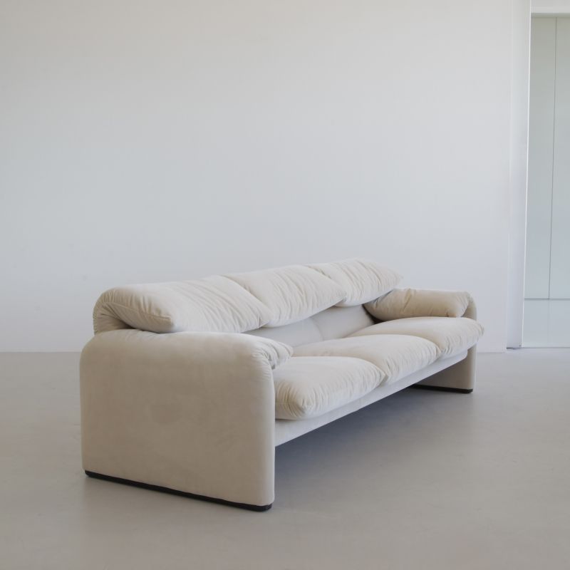 Three-Seat Sofa by Vico MAGISTRETTI for CASSINA 1973