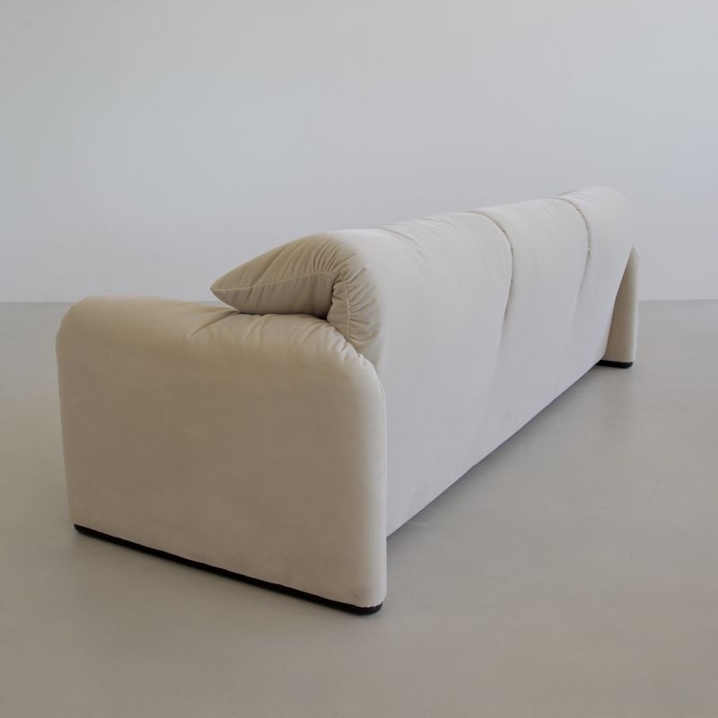 Three-Seat Sofa by Vico MAGISTRETTI for CASSINA 1973