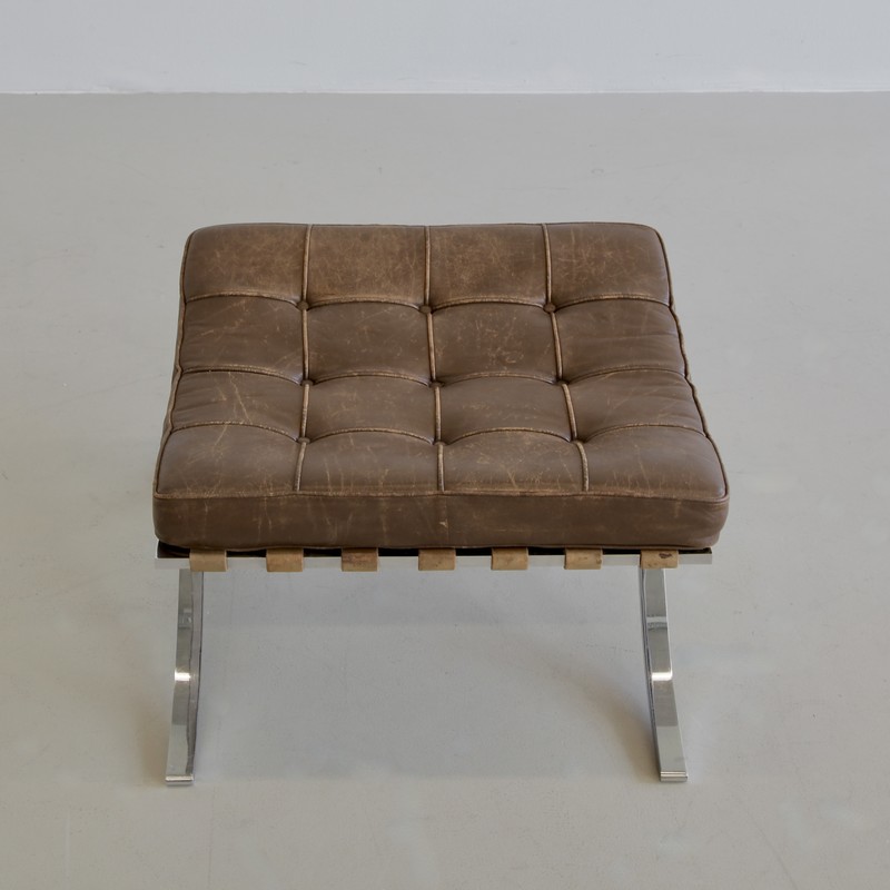 Vintage BARCELONA Chair & Footstool by Knoll International, 1970s