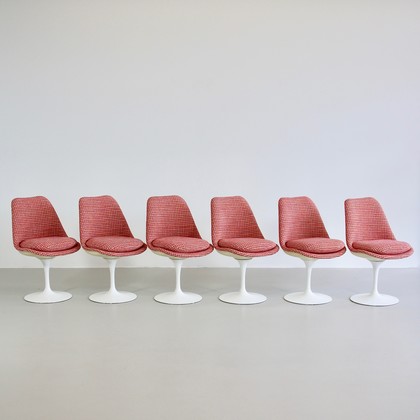 Set of Six Chairs by Eero SAARINEN, Knoll International