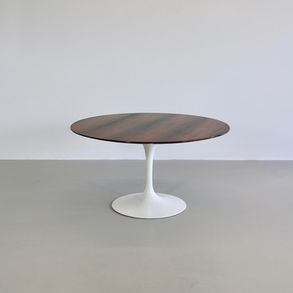 Tulip Table by Eero SAARINEN (135 cm)