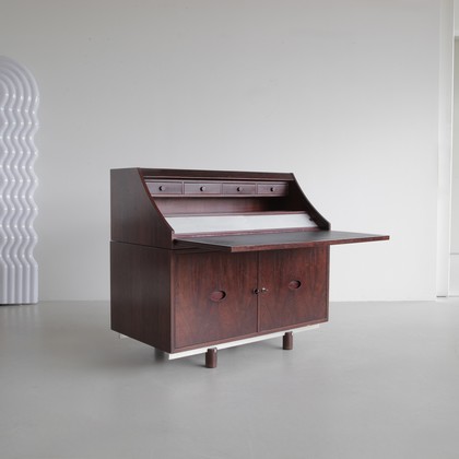 Writing Desk by Gianfranco FRATTINI for BERNINI