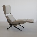P40 Osvaldo BORSANI, (sand colourd upholstery) Reclining Lounge Chair 