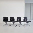 SET of 4 Charles & Ray EAMES Aluminium Office Chairs, VITRA (EA118)